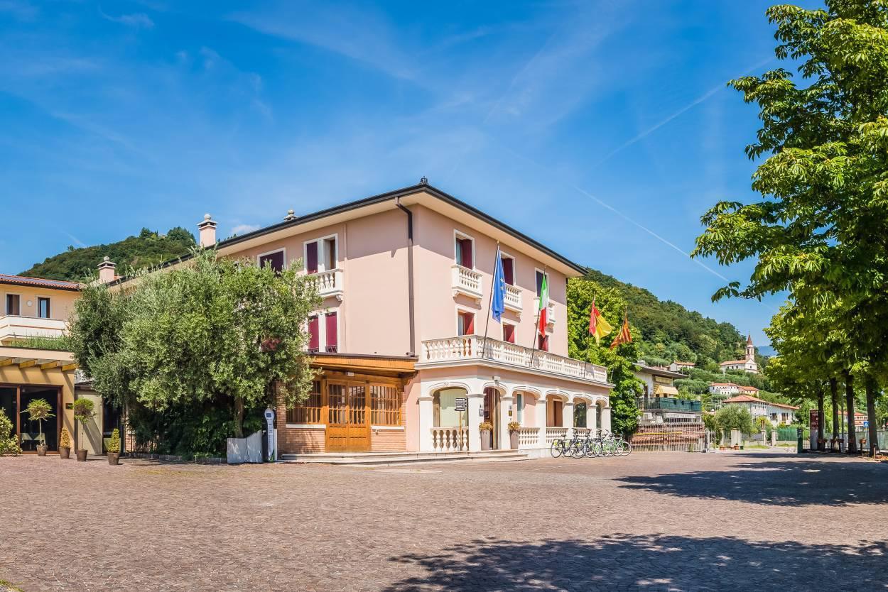 Hotel Alla Corte Spa & Wellness Relax Bassano del Grappa Luaran gambar